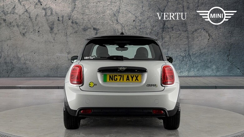 MINI Hatchback 135kW Cooper S Level 2 33kWh 3dr Auto Electric Hatchback